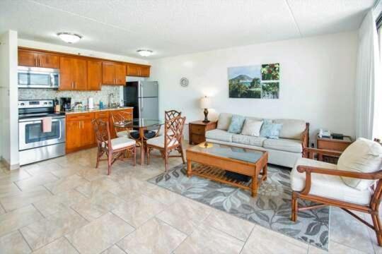 Deluxe Panoramic Mountain View Condo - 37Th Floor, Free Parking & Wifi Condo Honolulu Exterior foto